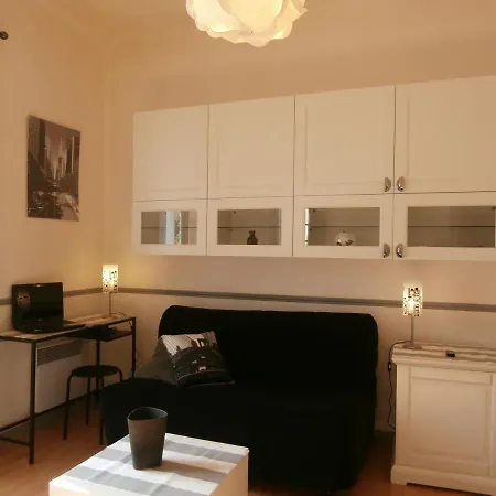 아파트 Studio Climatise Dans Immeuble Bourgeois 니스