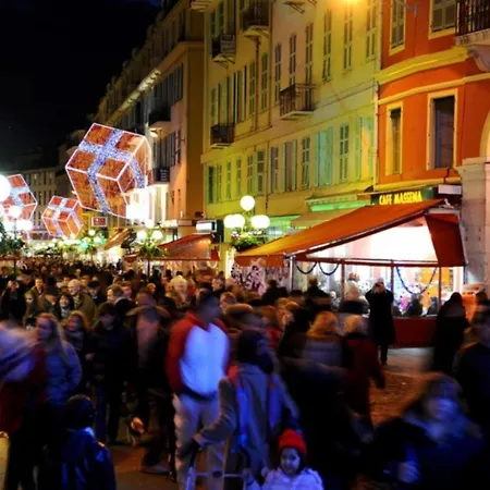 아파트 Studio Climatise Dans Immeuble Bourgeois *